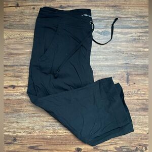 Columbia Black Hiking Capris